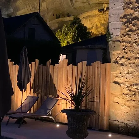 La Du 15 - Indépendantes&autonomes Du Restaurant La Maison - Clim Et Piscine Chauffée - Lit King Size * Les Eyzies