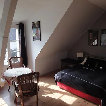 La Du 15 - Indépendantes&autonomes Du Restaurant La Maison - Clim Et Piscine Chauffée - Lit King Size * Les Eyzies