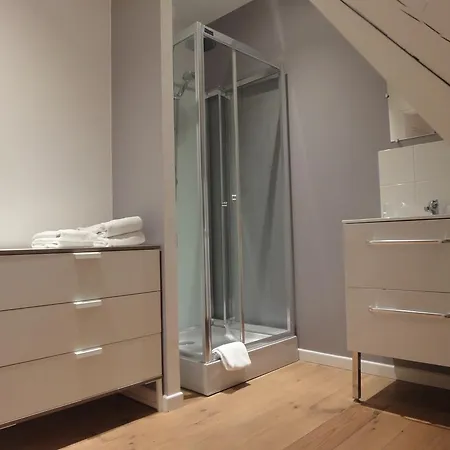 La Du 15 - Indépendantes&autonomes Du Restaurant La Maison - Clim Et Piscine Chauffée - Lit King Size Séjour chez l'habitant Les Eyzies